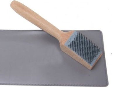 Aufrauhbürste mit Etui